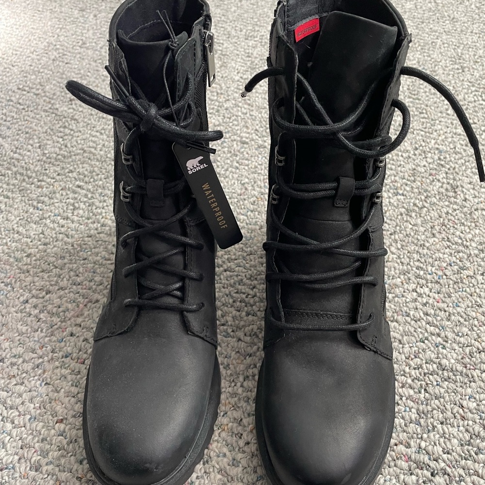 Sorel Black Waterproof Black Boots - Picture 3 of 6